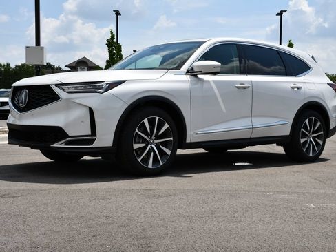 Certified 2026 Acura MDX FWD w/ Technology Package image 3
