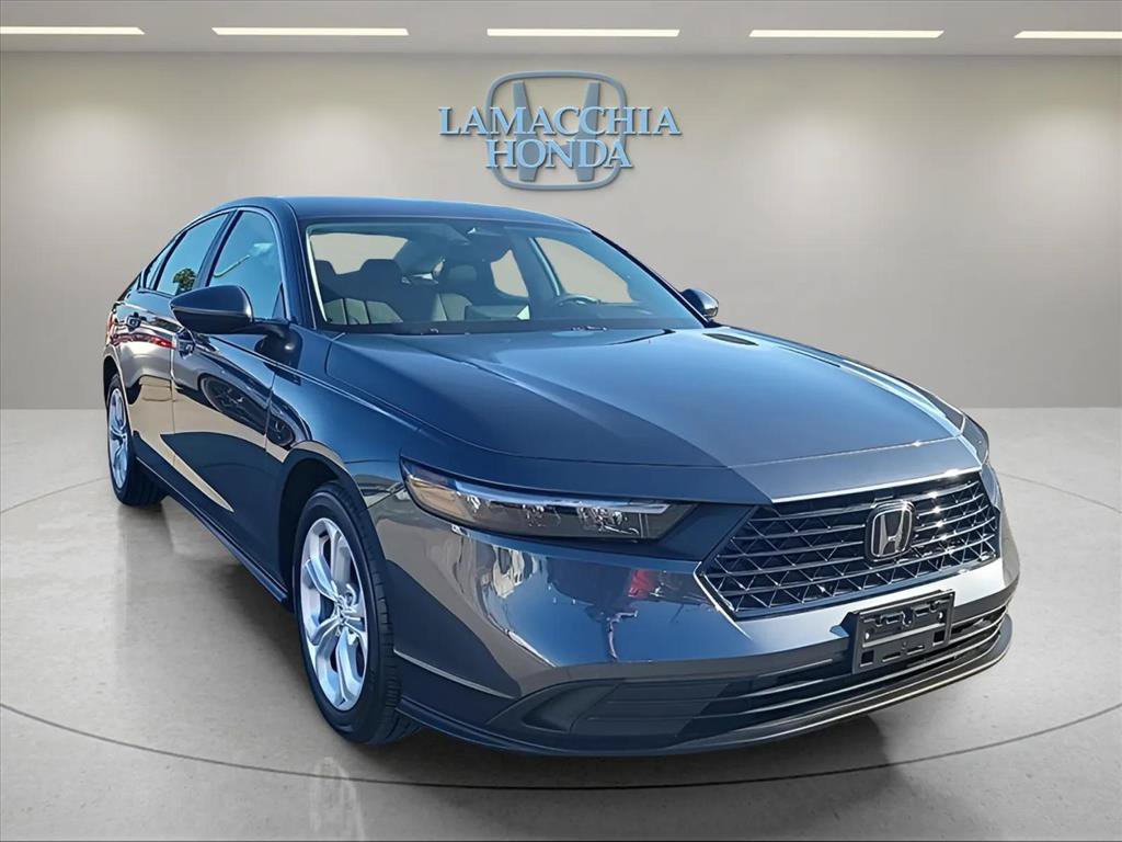 Used 2025 Honda Accord LX image 7
