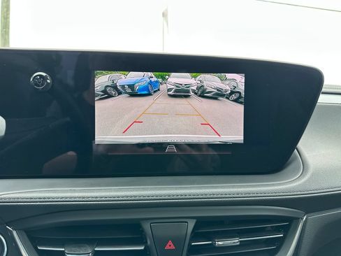 Used 2025 Buick Encore GX Preferred AWD/4WD image 24