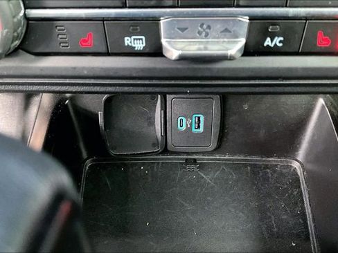 Used 2024 Ford Bronco Badlands image 15