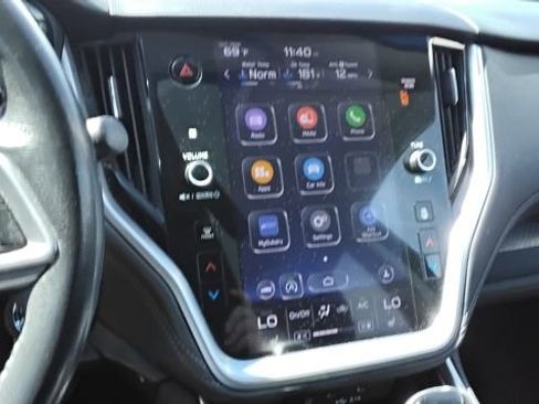 Used 2022 Subaru Outback Premium image 35