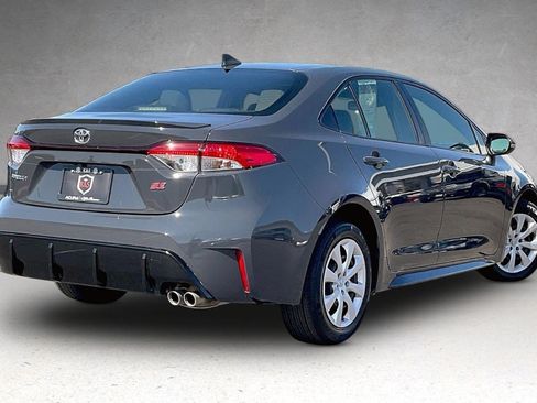 Used 2024 Toyota Corolla SE w/ SE Premium Package FWD image 33