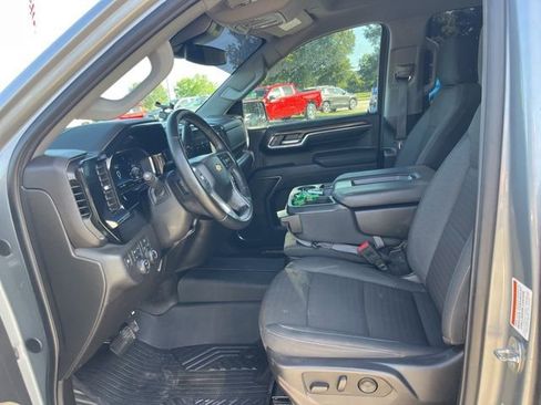 Used 2024 Chevrolet Silverado 1500 LT w/ Z71 Off-Road Package image 15