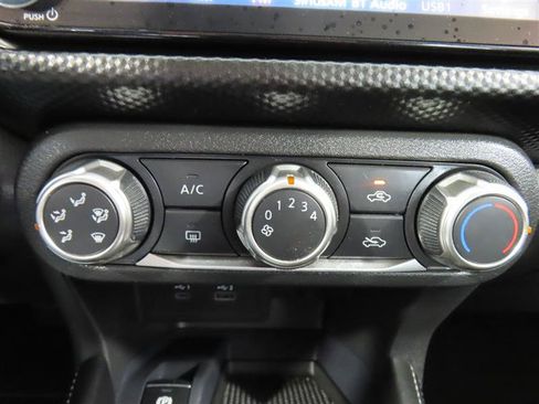 Used 2024 Nissan Kicks SV FWD image 27