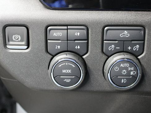 Used 2024 Chevrolet Silverado 1500 LT Trail Boss w/ Protection Package image 50