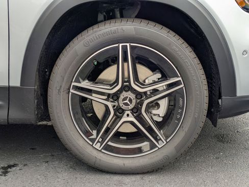 New 2026 Mercedes-Benz GLB 250 image 13