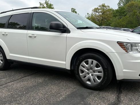 Used 2020 Dodge Journey SE FWD image 12