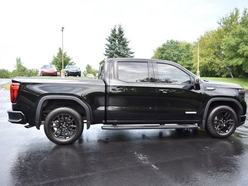 Used 2023 GMC Sierra 1500 Elevation w/ Elevation Premium Package AWD/4WD image 7