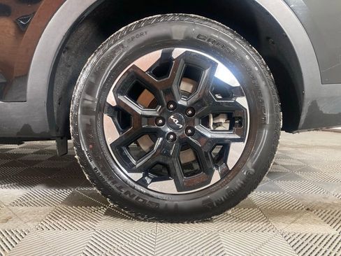 Certified 2024 Kia Sorento S image 24