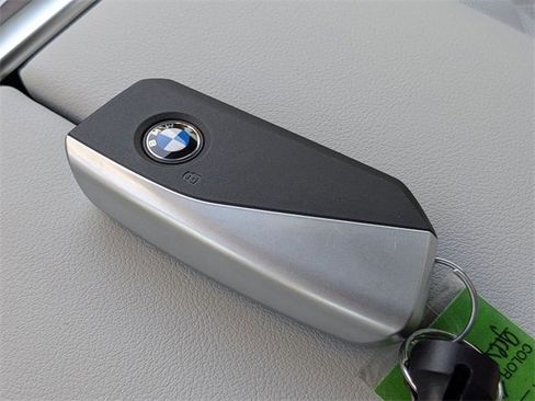 New 2026 BMW X5 xDrive40i w/ Climate Comfort Package image 34