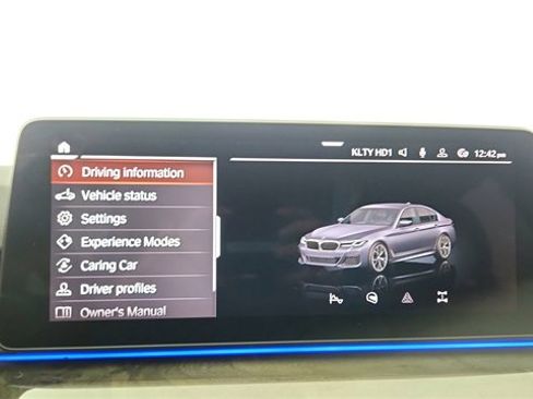 Used 2022 BMW 540i xDrive w/ Executive Package image 51