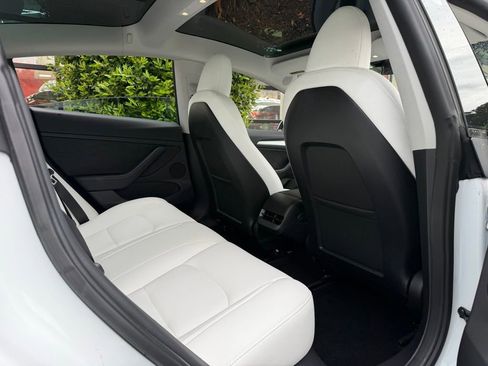 Used 2023 Tesla Model 3 Standard Range RWD image 38