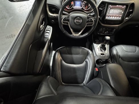 Used 2017 Jeep Cherokee Limited AWD/4WD image 22