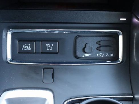 Used 2021 Subaru Ascent Limited w/ Technology Package image 27