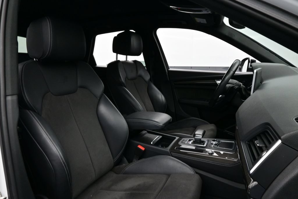 Used 2020 Audi SQ5 Premium Plus w/ Premium Plus Package AWD/4WD image 18