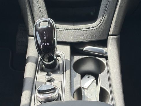 New 2026 Cadillac XT5 Luxury image 12