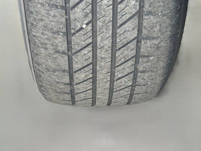 Used 2022 Volkswagen Atlas Cross Sport SE FWD image 41