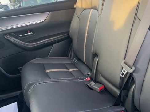 Certified 2025 MAZDA CX-70 3.3 Turbo S w/ Premium Package image 25