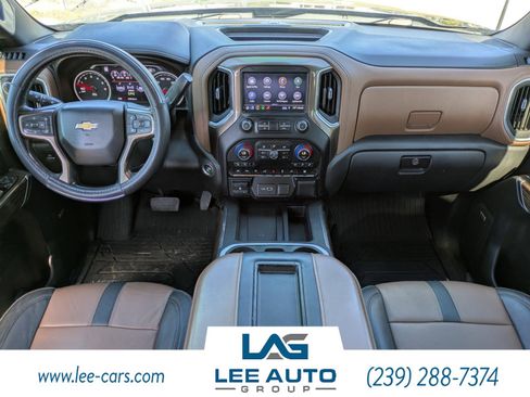 Used 2019 Chevrolet Silverado 1500 High Country w/ Technology Package image 12