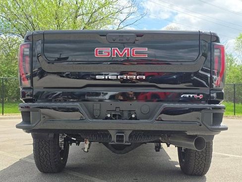 New 2026 GMC Sierra 3500 AT4 w/ AT4 Premium Plus Package AWD/4WD image 17