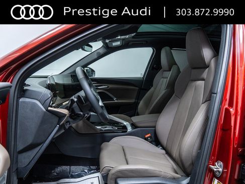 New 2025 Audi Q5 Prestige image 5