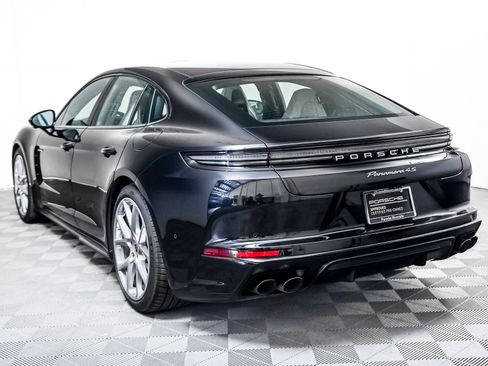 Certified 2025 Porsche Panamera 4S w/ Premium Package image 3