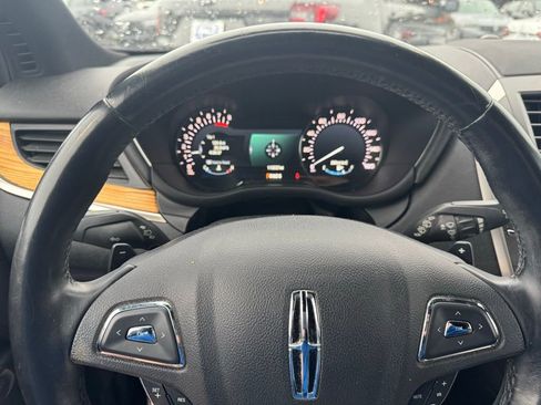 Used 2015 Lincoln MKC FWD w/ Equipment Group 101A Select image 13