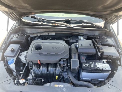 Used 2018 Kia Optima S FWD image 14