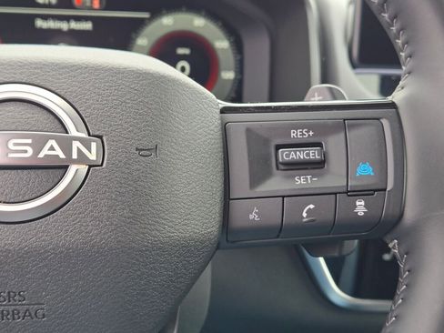Used 2026 Nissan Rogue SL AWD/4WD image 32