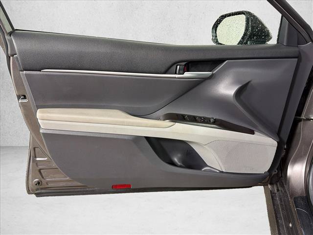 Used 2024 Toyota Camry LE FWD image 10