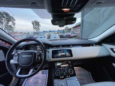 Used 2019 Land Rover Range Rover Velar S AWD/4WD image 10