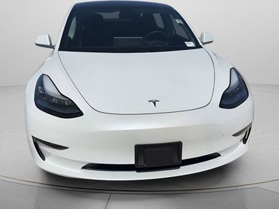 Used 2019 Tesla Model 3 Mid Range