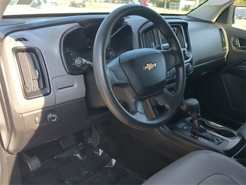 Used 2015 Chevrolet Colorado W/T image 16