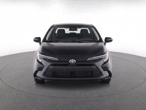 Certified 2024 Toyota Corolla LE FWD image 5