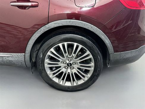 Used 2018 Lincoln MKX Reserve w/ Lincoln MKX Climate Package image 34