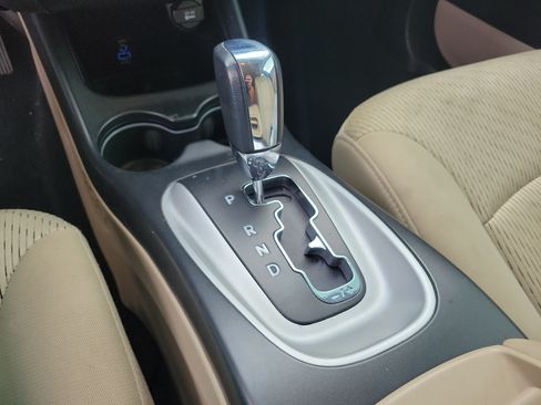 Used 2018 Dodge Journey SE w/ Comfort/Convenience Group AWD/4WD image 16