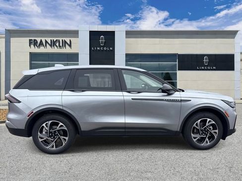 New 2026 Lincoln Nautilus Premier w/ Jet Appearance Package AWD/4WD image 8