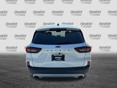 Used 2024 Ford Escape Active FWD image 9