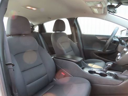 Used 2024 Chevrolet Malibu LT FWD image 24