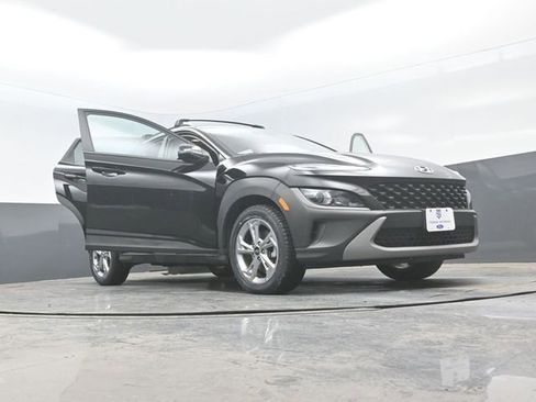 Used 2023 Hyundai Kona SEL AWD/4WD image 29