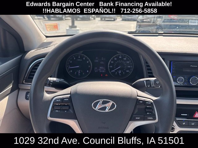 Used 2017 Hyundai Elantra SE FWD image 16