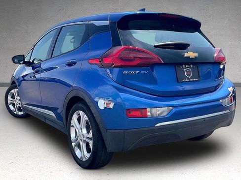 Used 2018 Chevrolet Bolt LT FWD image 3