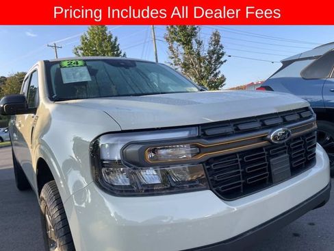 Used 2024 Ford Maverick Tremor w/ Tremor Off-Road Package AWD/4WD image 12