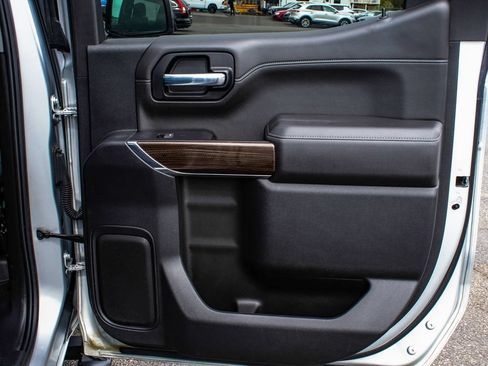 Used 2022 Chevrolet Silverado 1500 RST w/ Rally Edition AWD/4WD image 12