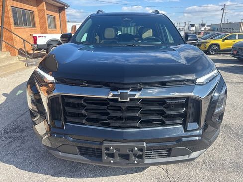 Used 2025 Chevrolet Equinox ACTIV w/ Safety and Technology Package image 3