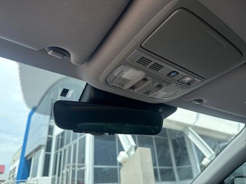 Used 2018 Honda Accord Touring image 27
