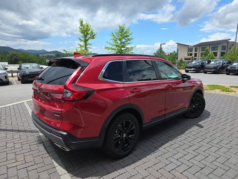 Used 2023 Honda CR-V Sport Touring image 4