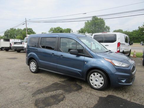 Used 2022 Ford Transit Connect XLT FWD image 2