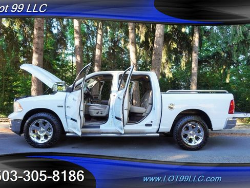 Used 2011 RAM 1500 Laramie AWD/4WD image 34