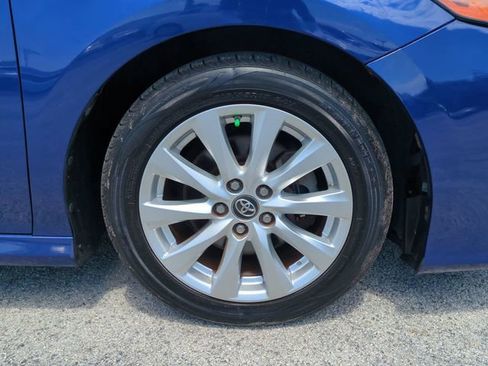 Used 2018 Toyota Camry LE FWD image 11